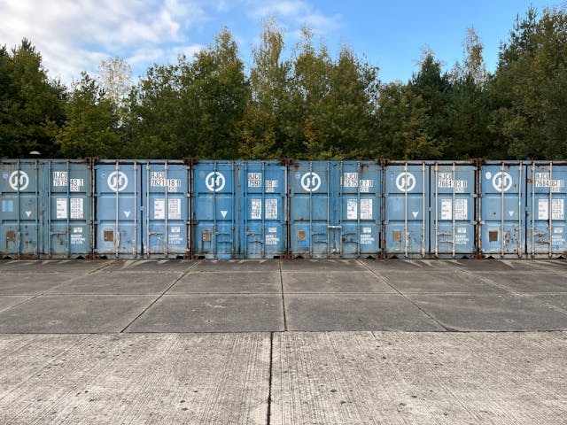Rent shipping containers